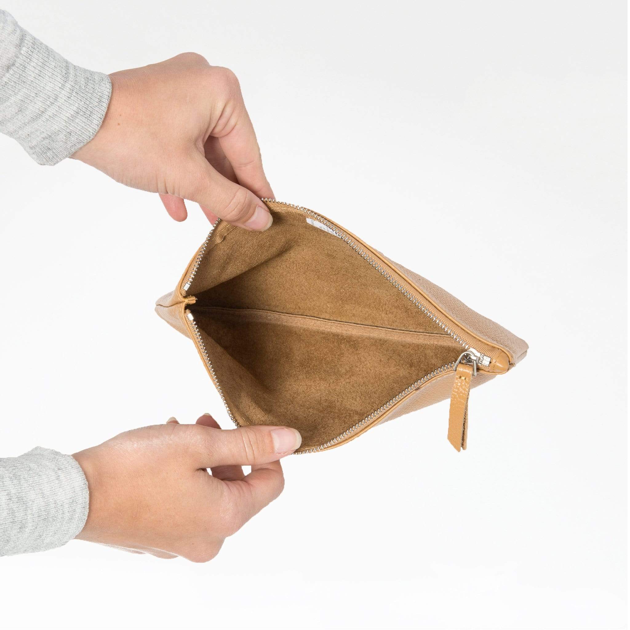 THE LIZZIE - Image 28